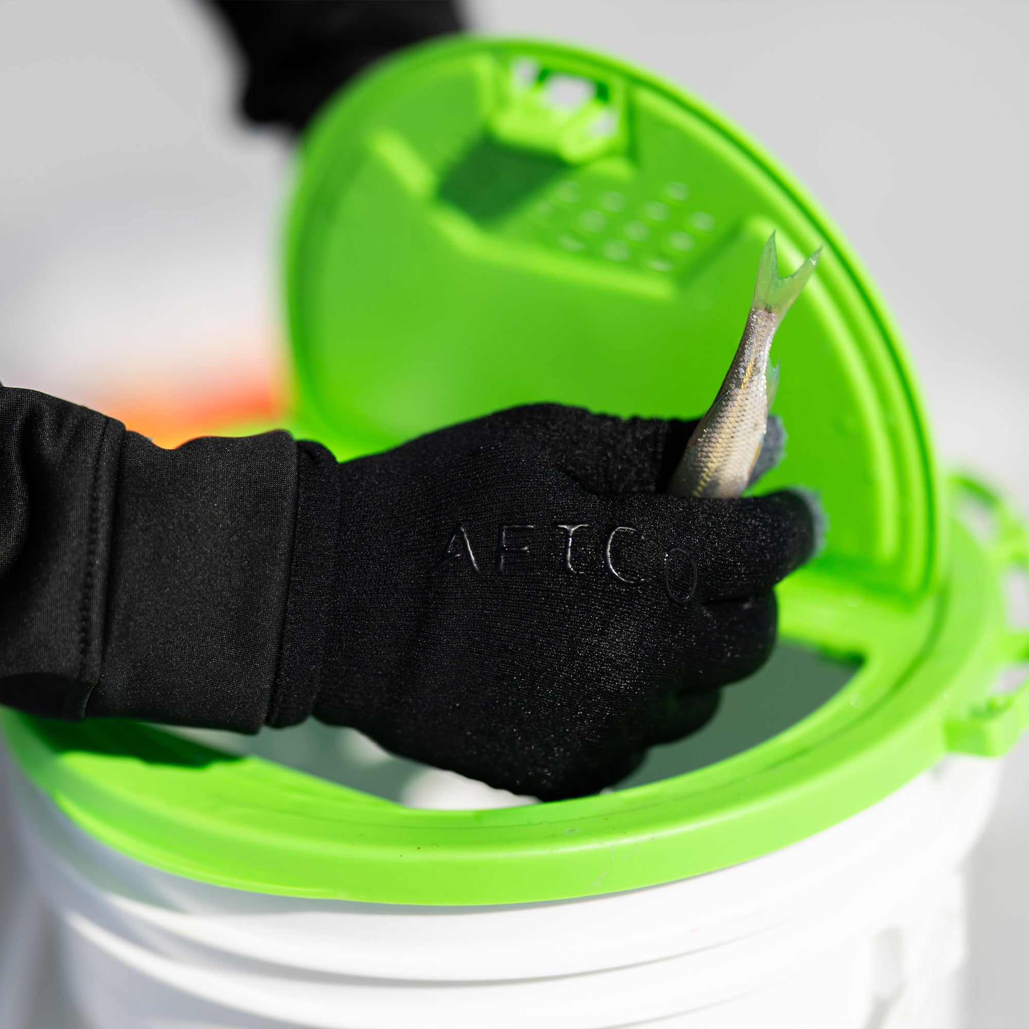 Breakwater Waterproof Gloves - Image 10