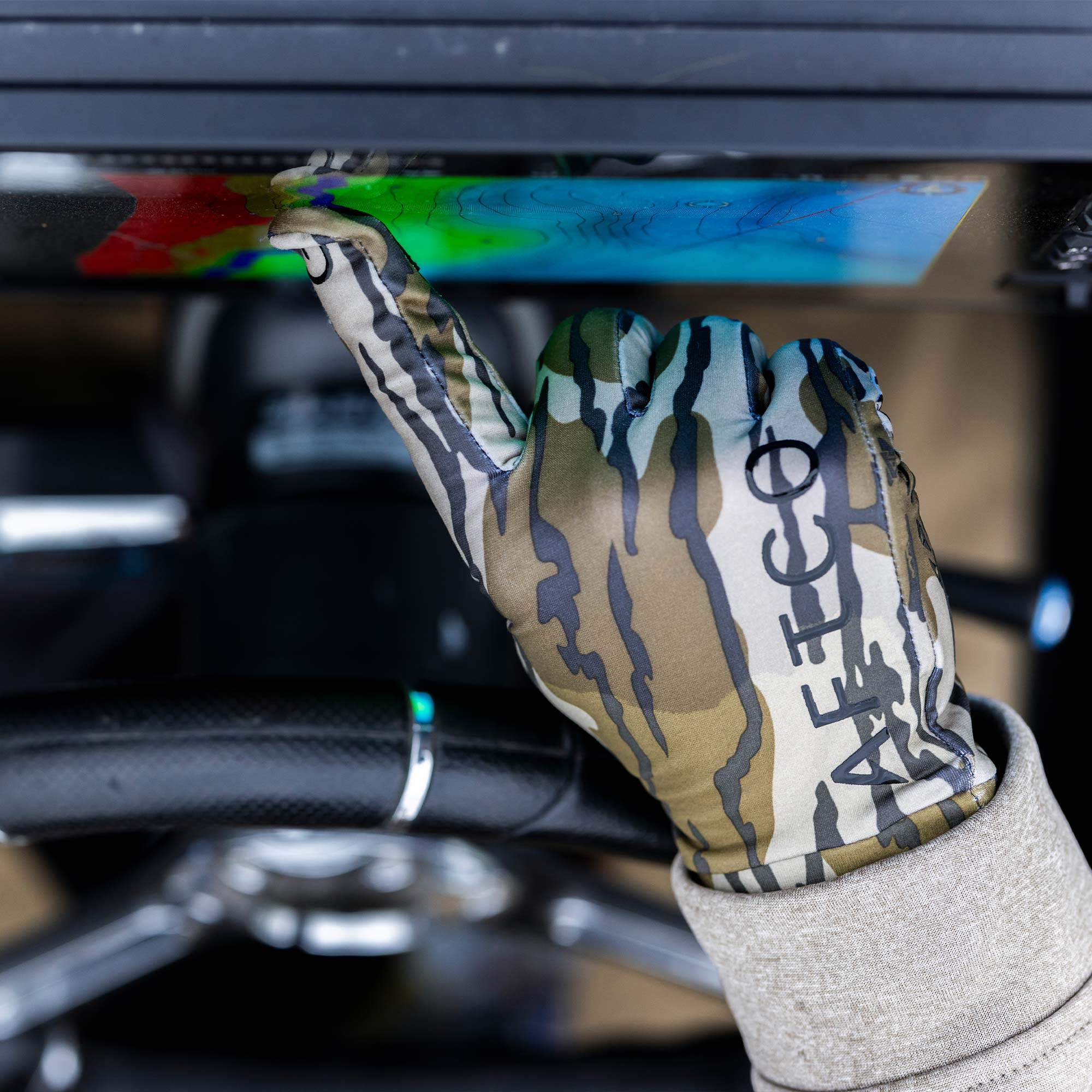 Helm Fishing Gloves - Image 11